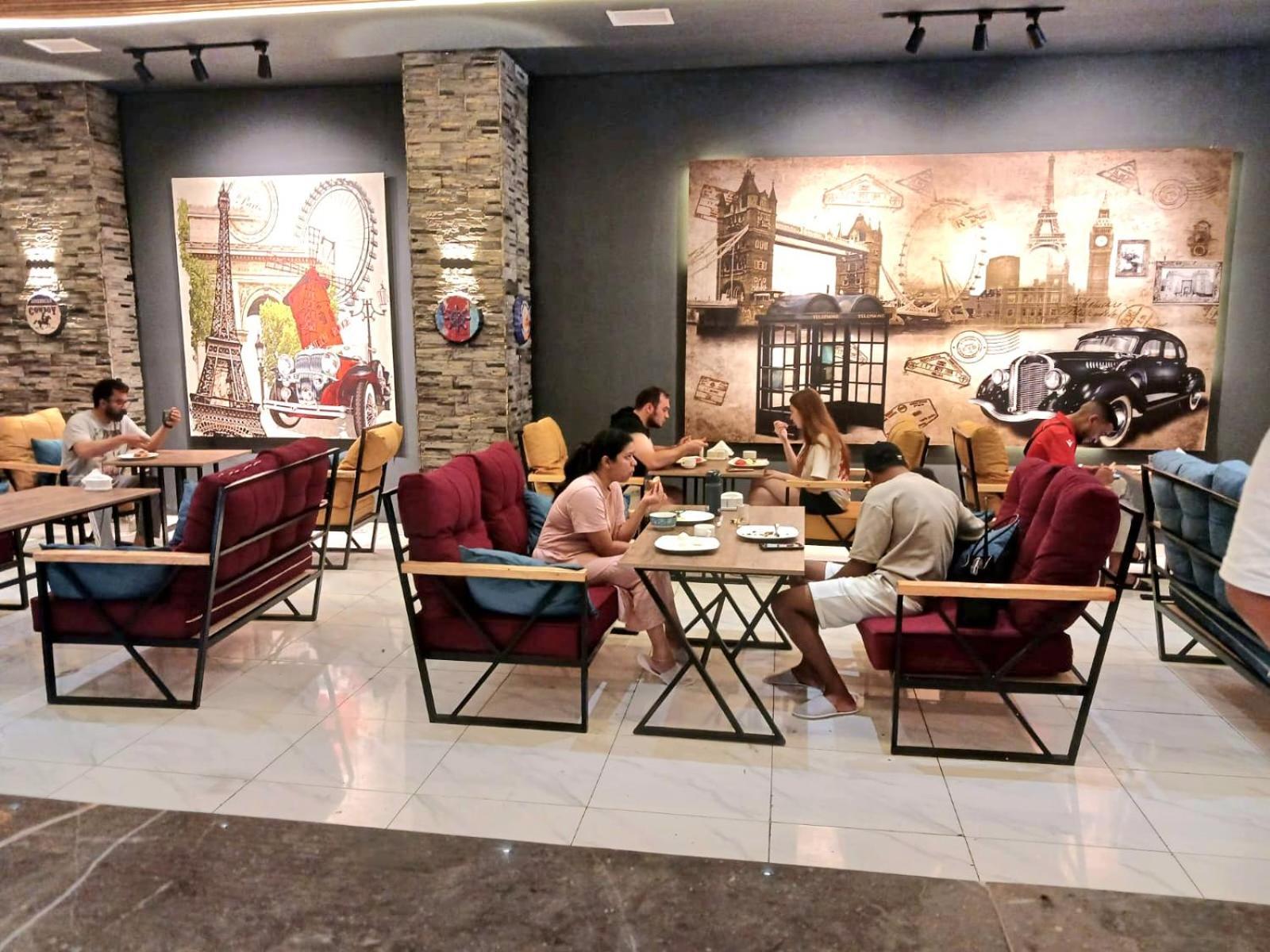 Ariva Center Hotel Xetai Baku Exterior photo